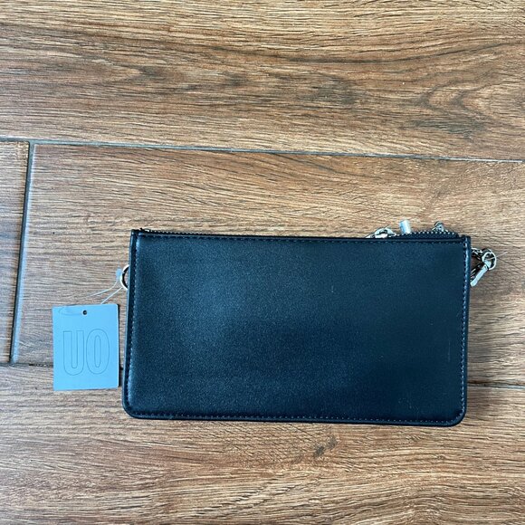 URBAN OUTFITTERS sleek crossbody -NWT - Picture 2 of 4